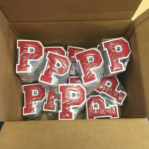 แพทช์ปักผ้าเชนิลล์แบบกำหนดเองสำหรับเครื่องแต่งกาย อุปกรณ์เสริม งานสิ่งทอ ให้การเย็บที่เรียบร้อยและดีไซน์ที่น่าดึงดูด - Product Image 3