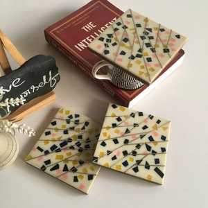 Compre un Juego de Posavasos de Madera de Roble, Posavasos Cuadrados de Madera para Tazas de Té, para Uso en el Hogar, Hoteles y Restaurantes, Precio Bajo, Hechos a Mano en India - Product Image 5