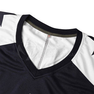 Camiseta de fútbol con estampado resistente a la decoloración y camiseta de fútbol de tela de secado rápido con mangas cortas y nombre de jugador personalizado - Product Image 6