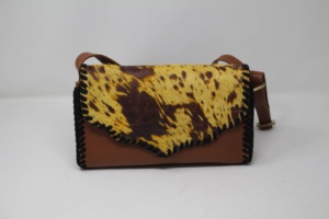 Vente en gros de petits sacs carrés en liège minimalistes personnalisés pour femmes sacs à bandoulière pour fille femme - Product Image 4