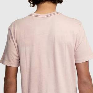 Choix des créateurs de tendances: T-shirt à colorant pigmenté à la mode pour homme-Moderne, polyvalent, parfait pour les looks chic et décontractés - Product Image 5