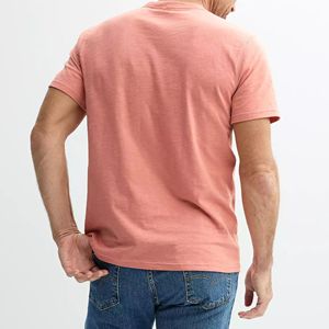 เสื้อยืดแขนสั้นทรงเฮนลีย์ผู้ชาย ผ้าคอตตอนสีเขียว ทรงเข้ารูป สั่งตัดไซส์ได้ คุณภาพดีที่สุด - Product Image 4