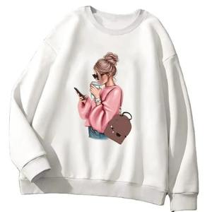 Conjunto de Sudadera y Pantalones Cortos de Invierno para Mujer de Alta Calidad con Decoración de Logotipo Frontal - Product Image 1