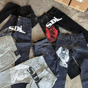 ALOCS COUGH SYRUP Cough Syrup Jeans Pantalones de chándal Jeans de hombre Hip-hop Jeans Pantalones de mezclilla estampados - Product Image 4