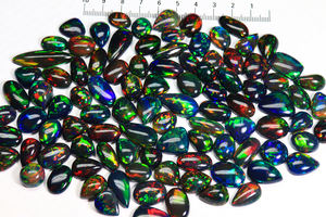 Pierres précieuses de Cabochon d'opale noire éthiopienne-Welo Loose Multi Fire Black Opal Gems-Pierres polies étonnantes d'Ethiopie - Product Image 6