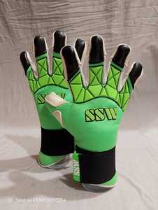 Prix usine gants de gardien de but Logo personnalisé allemand Latex anti-dérapant paume épaisse gants de gardien de but pour enfants et joueurs adultes - Product Image 2