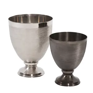 Jarrón de Flores Artístico de Hierro de Lujo para Decoración del Hogar, Diseño Costero, Ecológico, Hecho a Mano por Zahid Exports - Product Image 4