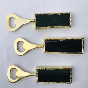 Ouvre-bouteille de vin et de bière avec logo personnalisé poignée en résine de mode en acier inoxydable pour restaurants matériaux en bois fournitures - Product Image 1