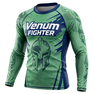เสื้อรัดกล้ามเนื้อแขนยาว Venum Fighter สีเขียว-น้ำเงิน พิมพ์ลายแบบ Sublimation แห้งเร็ว สำหรับผู้ชาย เสื้อฝึกซ้อม MMA Venum Fighter Rash Guard - Product Image 1