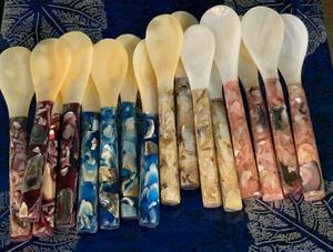 Meilleure vente cuillère à perles cuillère à coquille lisse artisanale parfaite pour les portions de dessert au caviar et la présentation de repas raffinée - Product Image 2