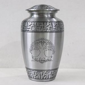 Urne funéraire arbre de vie en aluminium de meilleure qualité finition argentée impression personnalisée fournitures funéraires pour adultes en métal sculpté d'Inde - Product Image 1