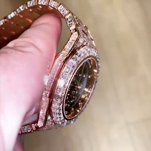 Reloj de diamante de moissanita de laboratorio New Age de alta calidad en mecanismo automático y manual incoloro estilo Hip Hop - Product Image 6