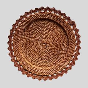 Atractivo plato de ratán con tejido natural diseñado para casas modernas, jardines rústicos y cocinas de estilo rural - Product Image 2