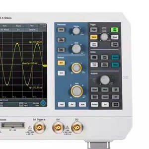 Osciloscopio y Multímetro Digital Rohde & Schwarz RTB2002 de 70 MHz, 2+16 Canales, Usado - Product Image 3