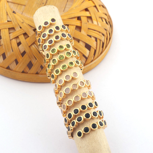 Belle bague de fiançailles délicate calcédoine blanche multi pierres précieuses trois couches bague plaqué or pleine bague de déclaration d'éternité - Product Image 6