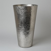 Jardinière décorative en métal brillant poli de luxe parfaitement conçue pour les élégants affichages de décoration d'intérieur de style de jardin saisonnier