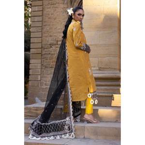 ชุดสูทผ้าซาตินแจ็คการ์ดปักลาย 3 ชิ้น แบบไม่เย็บติดกัน พร้อมผ้าคลุมไหล่ปักลายออร์แกนซ่า รุ่น FE-52001 - Product Image 1