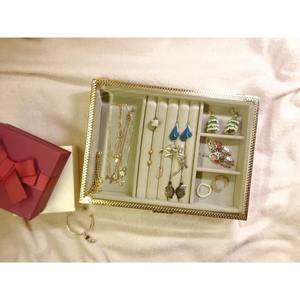 กล่องเก็บเครื่องประดับโปร่งใสหรูหราชัดเจนเหมาะสำหรับโต๊ะเครื่องแป้งในห้องนอนอุปกรณ์ในการเดินทางและจัดแสดงตกแต่ง - Product Image 4