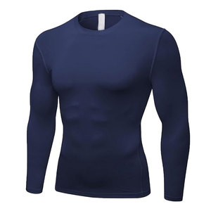 Rash Guard de qualité supérieure, couleur personnalisable, matière légère, fabriqué au Pakistan - Product Image 1