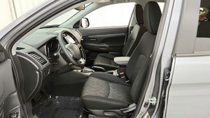 OUTLANDER SPORT LE AWC 2025 USADO EN EXCELENTES CONDICIONES, GRIS, TRACCIÓN EN LAS CUATRO RUEDAS, 148HP, 2L, SUV Crossover de 14 Plazas, Listo para Envío - Product Image 2