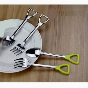 Ensemble de couverts en acier inoxydable de qualité supérieure au design élégant, parfait pour les repas à la maison et les occasions spéciales - Product Image 6