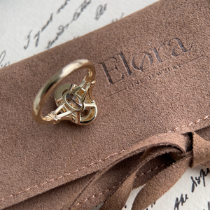 Bague en diamant ovale de culture en laboratoire Old Mine, couleur champagne - Camila - Product Image 5