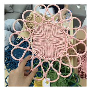 Plaque de rotin tissée à la main du Vietnam, décoration de la maison écologique durable, légère et à la mode, logo personnalisé disponible pour les commandes en gros - Product Image 2