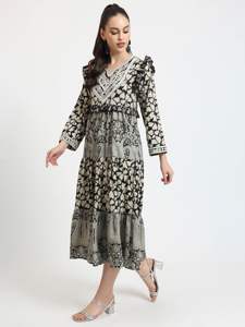 Robe de bal à imprimé floral robe mi-longue avec encolure ornée noir beige manches longues taille tombante conception à plusieurs niveaux pour l'été - Product Image 4