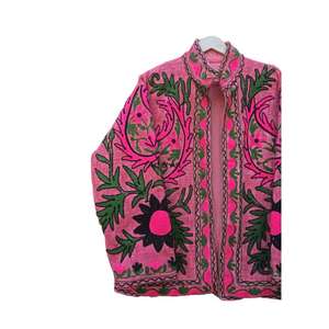 Chaquetas de Uso Diario Casuales de Algodón 100% con Bordado Floral Acolchado Sujani de Diseño Tradicional para Mujer, con Bolsillos y Transpirables - Product Image 3