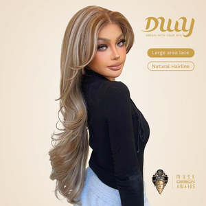 Perruque synthétique Jasmine-DWY 136 Lace Front à raie libre, marron avec mèches blondes, ondulations, dentelle transparente, taille 111 - Product Image 2