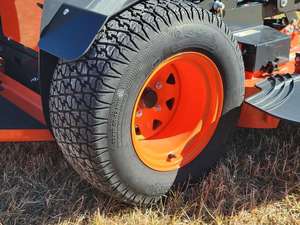 2024 Kubota SZ26NC-52-2 Commercial Stand-On Zero-Turn Lawn Mower 26HP Gasoline Mower - Product Image 4