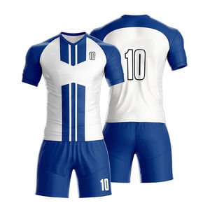 Uniformes de football personnalisés 2025, nouveau design, haute qualité, 100% polyester, séchage rapide, manches courtes, vêtements de football d'été, fabriqués au Pakistan - Product Image 4