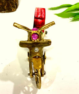 Pieza decorativa de bicicleta pequeña de latón de Venta caliente para decoración de oficina decoración del hogar y artículo de regalo. - Product Image 4