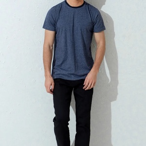 T-shirt unisexe 100% coton Vêtements décontractés pour hommes Logo imprimé personnalisé Prix de gros 220 g/m² Design vierge - Product Image 5