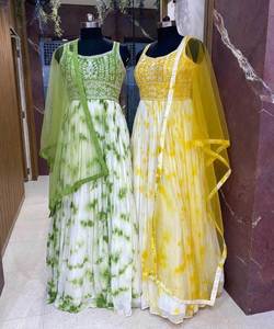 Vestido largo multicolor de longitud de harina de nuevo diseñador Último diseñador Manga regular Precio más bajo por Ropa Étnica Ropa - Product Image 4