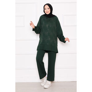 Conjunto Casual de Dos Piezas para Mujer Oysho, Cuello Asimétrico con Detalle de Piedras Brillantes, Color Esmeralda Moderno para Conjuntos - MOQ 3 Piezas - Product Image 1