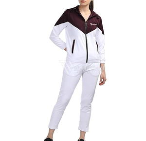 Vente chaude Femmes Survêtement Logo Personnalisé Tissu En Coton Respirant Deux Pièces Sportswear Jogging Costume En Gros - Product Image 1