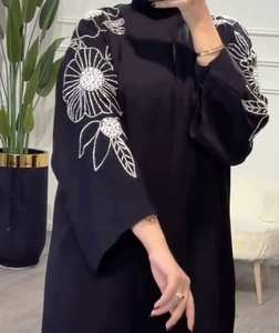 Vêtements islamiques traditionnels musulmans, élégants et modestes pour femmes, manches de créateur de qualité supérieure, abaya, caftan, robes formelles de Dubaï - Product Image 3
