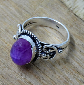 Anillo bohemio hecho a mano con piedra lunar arcoíris natural Anillo de plata de piedra lunar Rosa genuina Estilo lindo Joyería de piedra lunar auténtica - Product Image 5