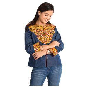 Veste en jean réversible brodée pour femme, style bohème indien fait main, en coton teint, tendance automne, pour tenue décontractée ou de soirée - Product Image 4