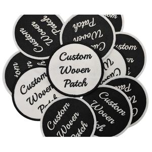 Parches Bordados Personalizados con Logotipo Tejido a los Mejores Precios para Ropa, Bolsos y Accesorios - Product Image 3