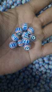 Hecho a medida en cuentas de vidrio con lunares negros de muy buena calidad en forma redonda para reventa y tiendas de cuentas. - Product Image 2