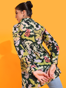 Vestido túnica de poliéster con estampado floral verde para mujer, con mangas largas y cuello camisero, diseñado para un uso cómodo y recto. - Product Image 5