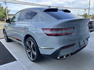 Genesis GV80 Coupé 3.5T e-SC AWD 2025, Sedán Automático con Tracción en las Cuatro Ruedas - Product Image 4