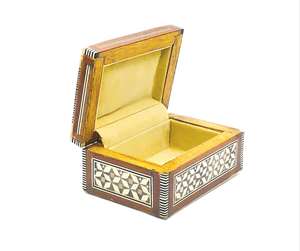 Boîte de rangement à bijoux de luxe moderne en bois fait main haut de gamme avec incrustation de nacre et motif floral gravé, organisateur élégant - Product Image 1