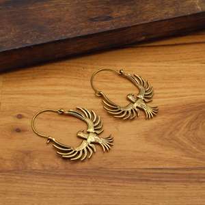 Boucles d'oreilles créoles Phénix Doré, Bijou Bohème Spectaculaire, Oiseau Mythique, Cadeau Tribal pour Festival - Product Image 4