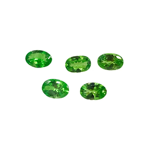 Pierres précieuses naturelles taillées en ovale de Tsavorite et d'Émeraude verte, cristaux verts forestiers facettés en vrac pour la fabrication de clous de boucles d'oreilles sur mesure - Product Image 6