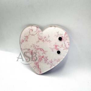 Support à cils en acrylique motif cœur floral et papillon avec impression de logo personnalisée - Outil de beauté réutilisable et écologique pour extensions de cils - Product Image 3