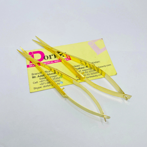 Meilleurs ciseaux de manucure en acier inoxydable plaqué or avec lame incurvée à ressort tranchant pour le toilettage des sourcils et des cils - Product Image 1