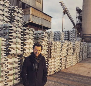 Lingot d'aluminium A7/A8 |   Pureté de 99,7% |   Grade AA |   Surface brillante |   Origine Afrique du Sud |   25 kg |   Excellente qualité |   Recyclage - Product Image 6